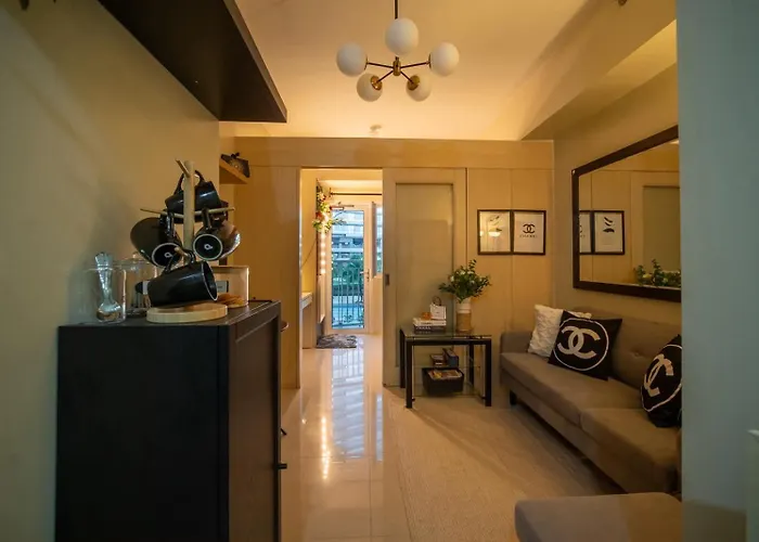 The Soft - Makati Staycation Apartment